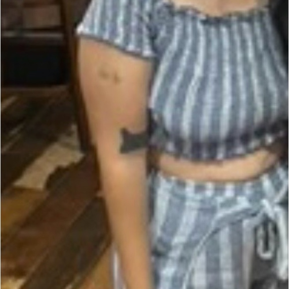 Striped Two-Piece Crop Top and Shorts Set - Blue & White